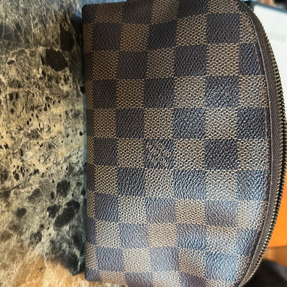 Louis Vuitton damier ebene cosmetic pouch
